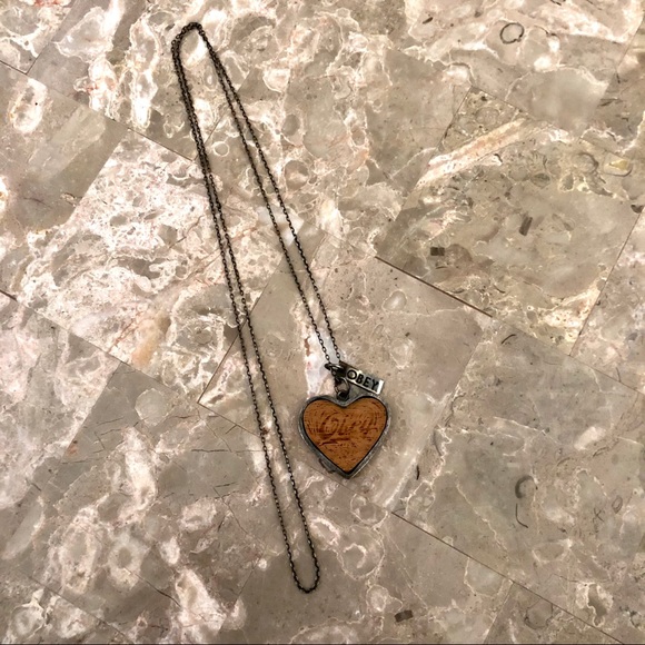 Obey necklace wooden heart - Picture 4 of 5
